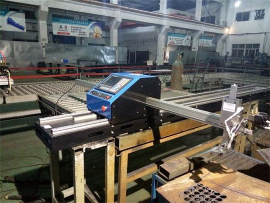 चीनको निर्माता साना सीएनसी प्लाज्मा कटर मशीनरी कटौतीमा 40 कट्यो